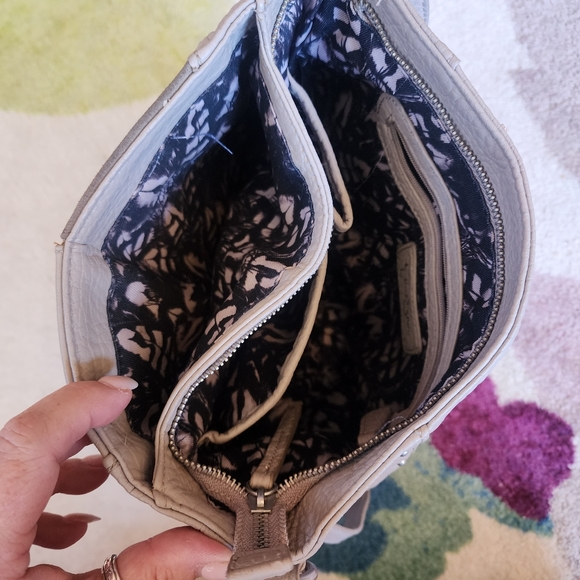 Jessica Simpson Beige Fringe Crossbody - Picture 8 of 8